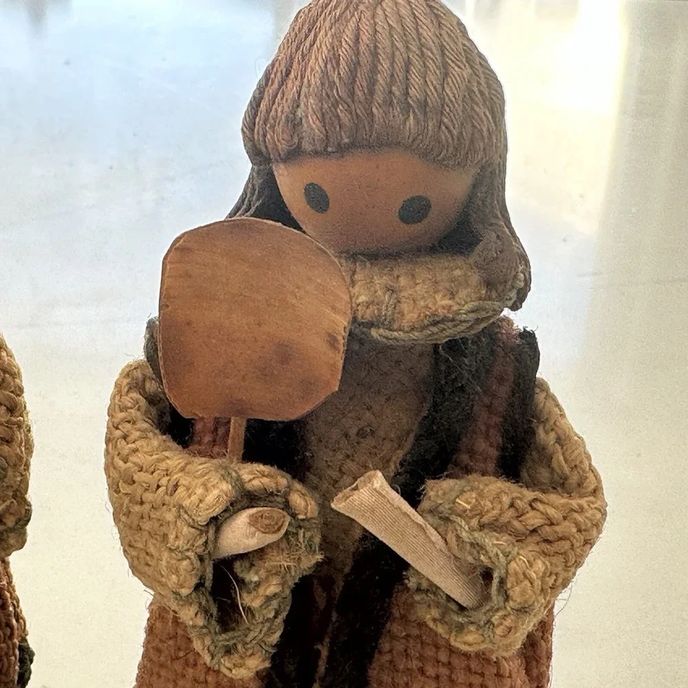 Burlap Dolls Taiwan Handmade Vintage Carrollers